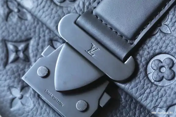 Aaa replica ru Messenger VUITTON LOUIS S-Cape 0506
